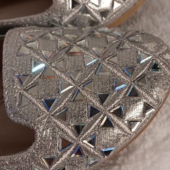 Link Comfort Silver Embellished Women's Flats - Picture 6 of 6